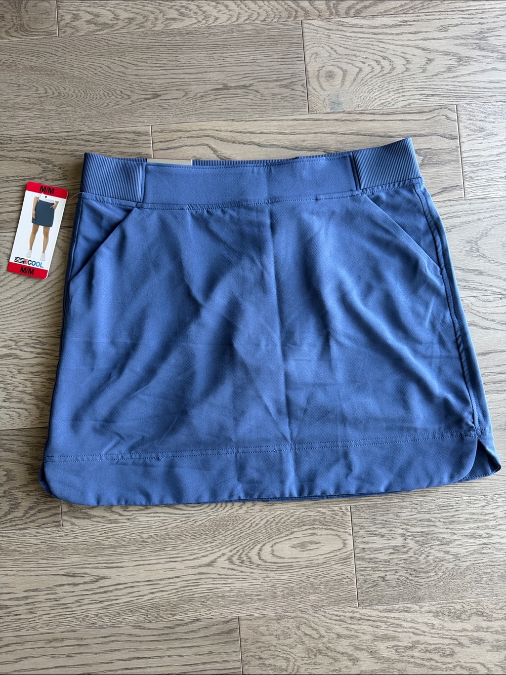 32 DEGREES COOL Blue Perforated Athletic Skirt with built in shorts - Medium
